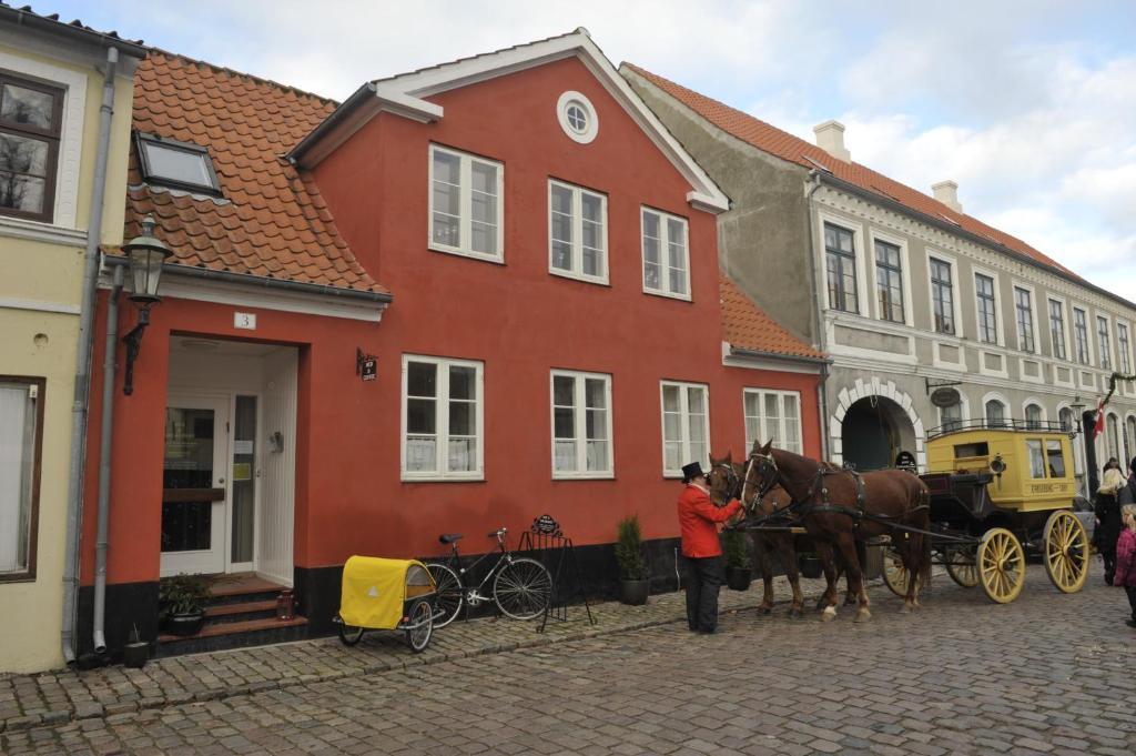 Bed & Coffee Ærøskøbing Стая снимка